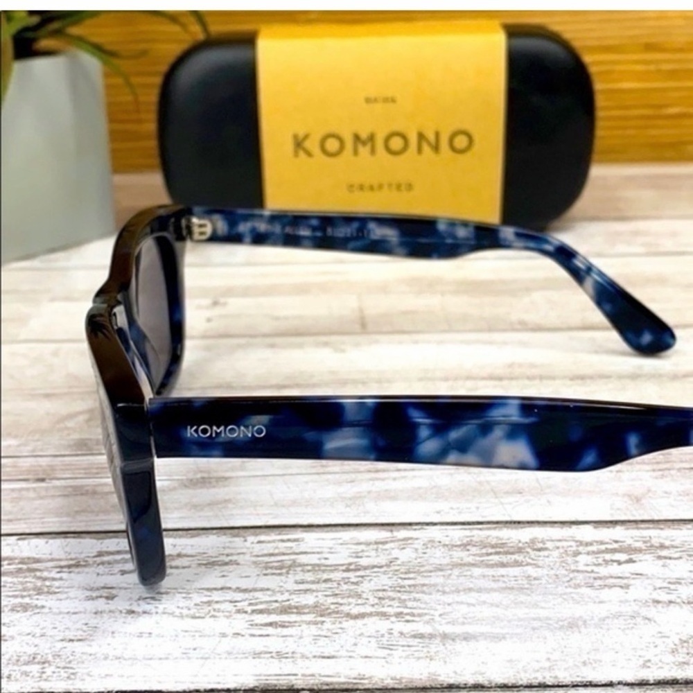 KOMONO The Allen sunglasses NEW Blue and Black tortoise - Picture 8 of 10